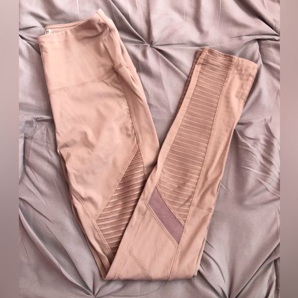 FOREVER21 Athletic Leggings in Blush Pink - SIZE S - Picture 3 of 4